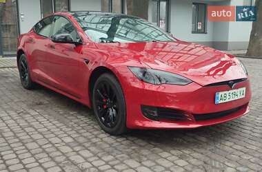 Ліфтбек Tesla Model S 2018 в Вінниці