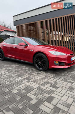 Ліфтбек Tesla Model S 2014 в Черкасах