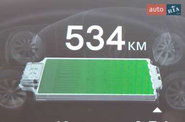 Лифтбек Tesla Model S 2016 в Кривом Роге
