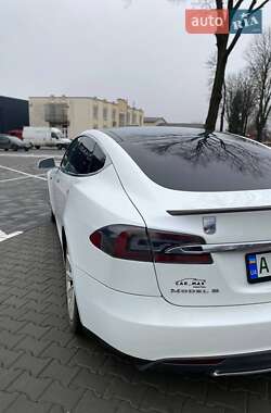 Ліфтбек Tesla Model S 2012 в Вінниці