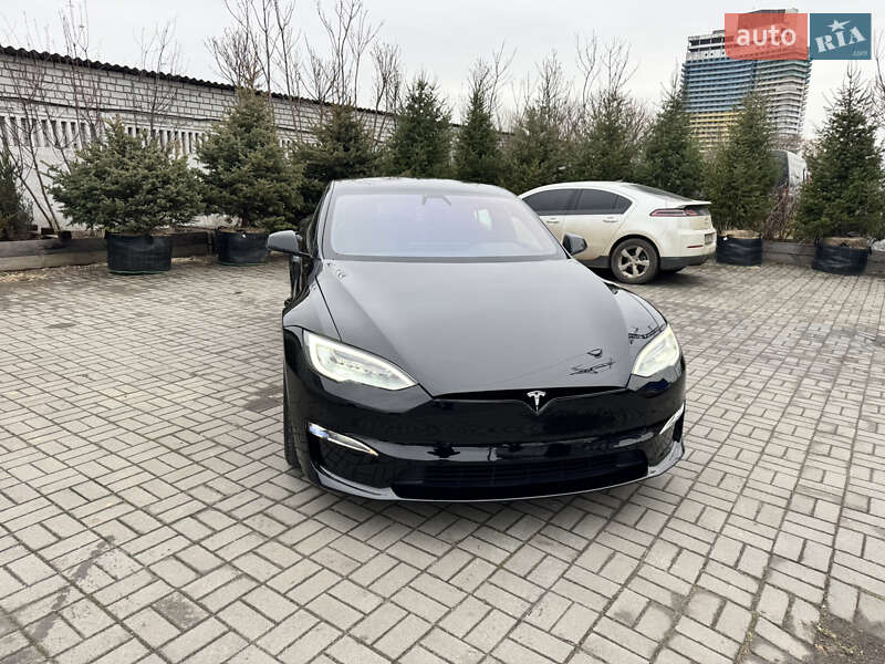 Лифтбек Tesla Model S 2021 в Днепре