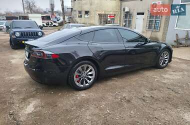 Лифтбек Tesla Model S 2016 в Одессе