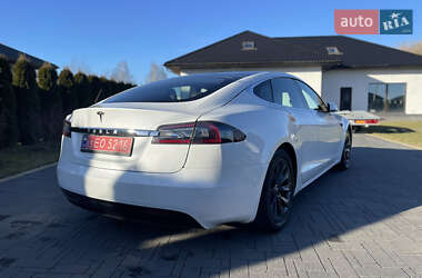 Ліфтбек Tesla Model S 2019 в 
