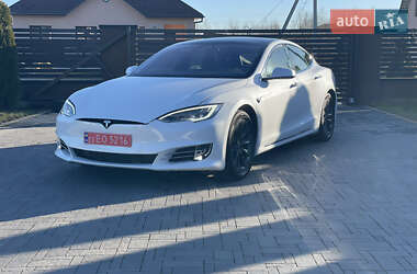 Ліфтбек Tesla Model S 2019 в 