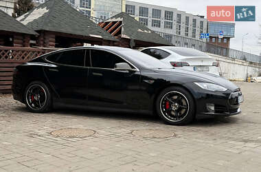 Лифтбек Tesla Model S 2016 в 