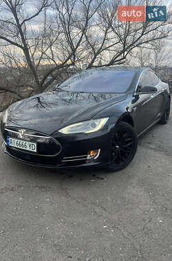 Ліфтбек Tesla Model S 2015 в Білій Церкві