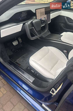 Лифтбек Tesla Model S 2022 в 