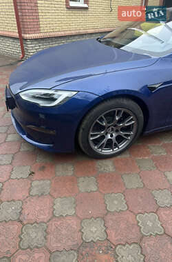 Лифтбек Tesla Model S 2022 в 
