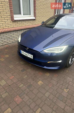 Лифтбек Tesla Model S 2022 в 