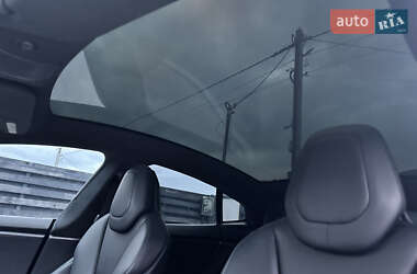 Лифтбек Tesla Model S 2018 в 