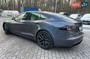 Лифтбек Tesla Model S 2022 в Киеве