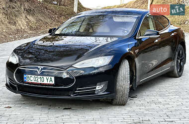 Лифтбек Tesla Model S 2014 в 