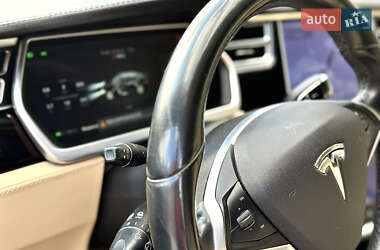 Ліфтбек Tesla Model S 2014 в Тернополі
