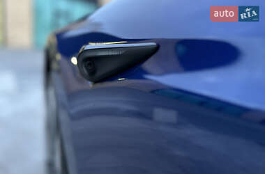 Лифтбек Tesla Model S 2021 в 