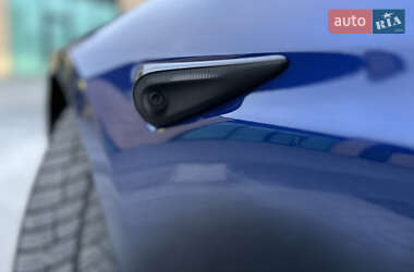 Лифтбек Tesla Model S 2021 в 