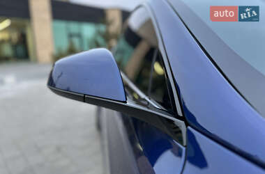 Лифтбек Tesla Model S 2021 в 