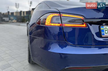 Лифтбек Tesla Model S 2021 в 