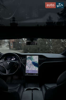 Лифтбек Tesla Model S 2018 в 