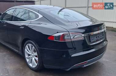 Ліфтбек Tesla Model S 2014 в Києві