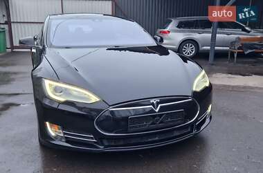 Ліфтбек Tesla Model S 2014 в Києві