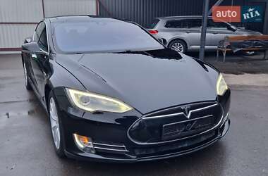 Ліфтбек Tesla Model S 2014 в Києві