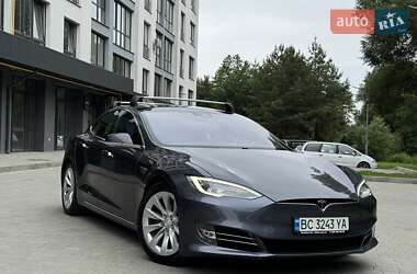 Лифтбек Tesla Model S 2016 в Пустомытах