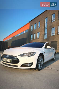 Ліфтбек Tesla Model S 2014 в Кропивницькому