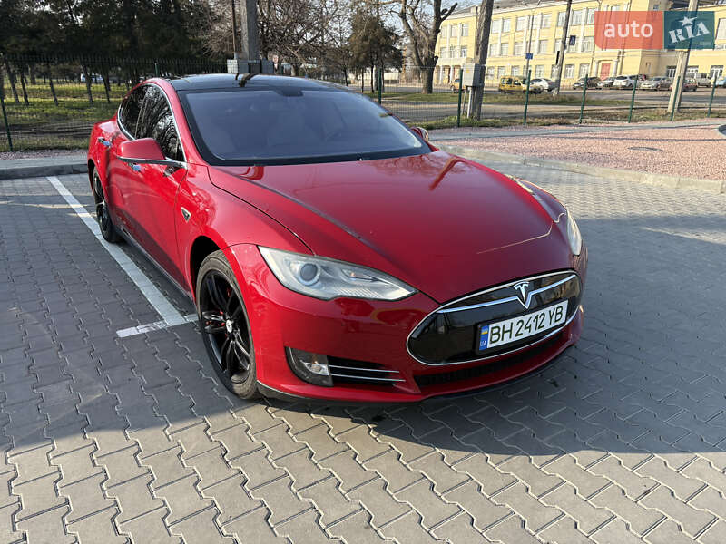 Лифтбек Tesla Model S 2014 в Одессе