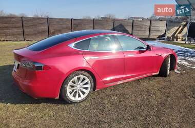 Лифтбек Tesla Model S 2017 в Запорожье