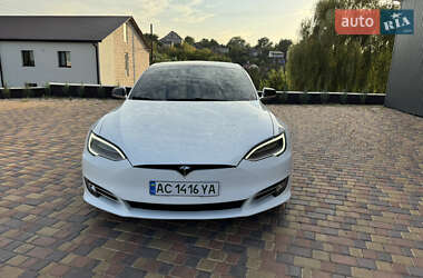 Лифтбек Tesla Model S 2019 в Киеве