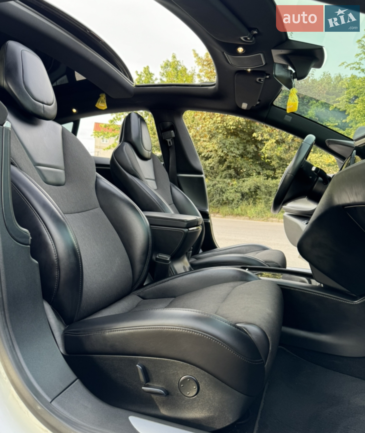 2017 Tesla Model S - мініатюра 8