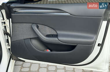 Ліфтбек Tesla Model S 2023 в 