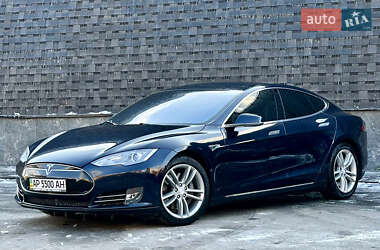 Ліфтбек Tesla Model S 2014 в 