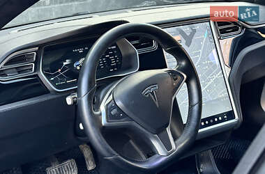 Ліфтбек Tesla Model S 2014 в 