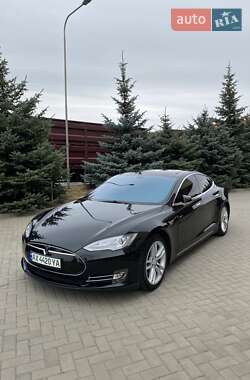 Ліфтбек Tesla Model S 2014 в Харкові
