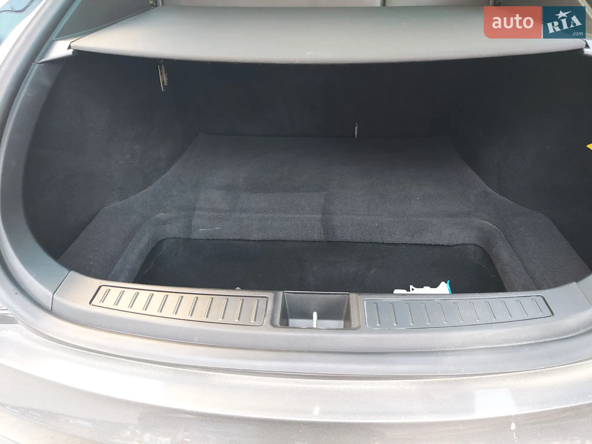 2014 Tesla Model S - мініатюра 20