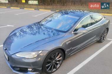 Ліфтбек Tesla Model S 2013 в 