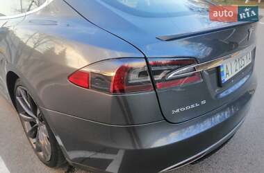 Ліфтбек Tesla Model S 2013 в 
