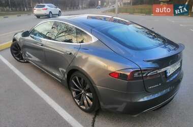 Лифтбек Tesla Model S 2013 в Киеве