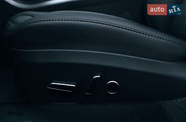 Лифтбек Tesla Model S 2021 в 