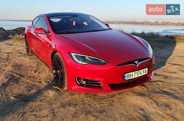 Ліфтбек Tesla Model S 2013 в Одесі