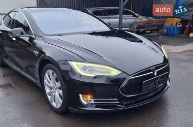 Ліфтбек Tesla Model S 2014 в Києві