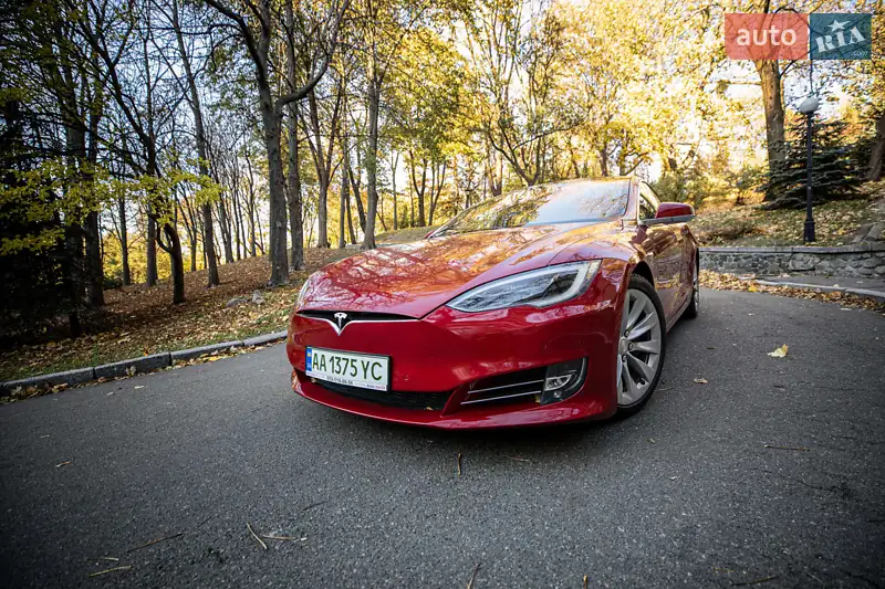 Tesla Model S