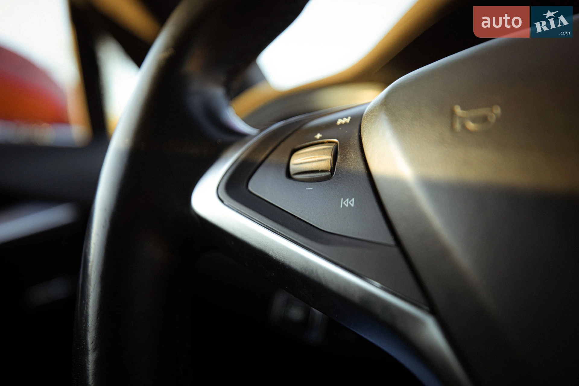 2016 Tesla Model S - мініатюра 12