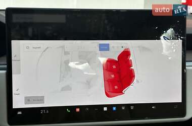 Ліфтбек Tesla Model S 2022 в 