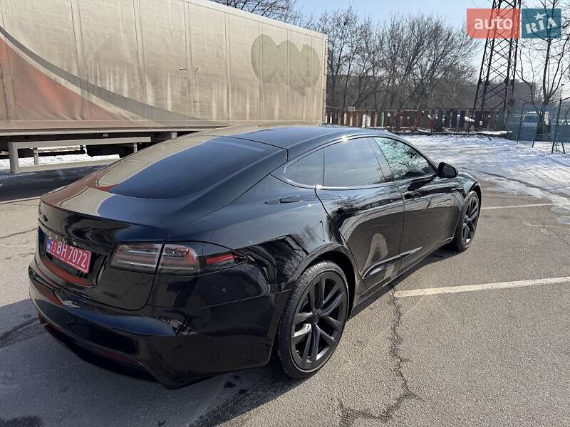 Ліфтбек Tesla Model S 2023 в Дніпрі