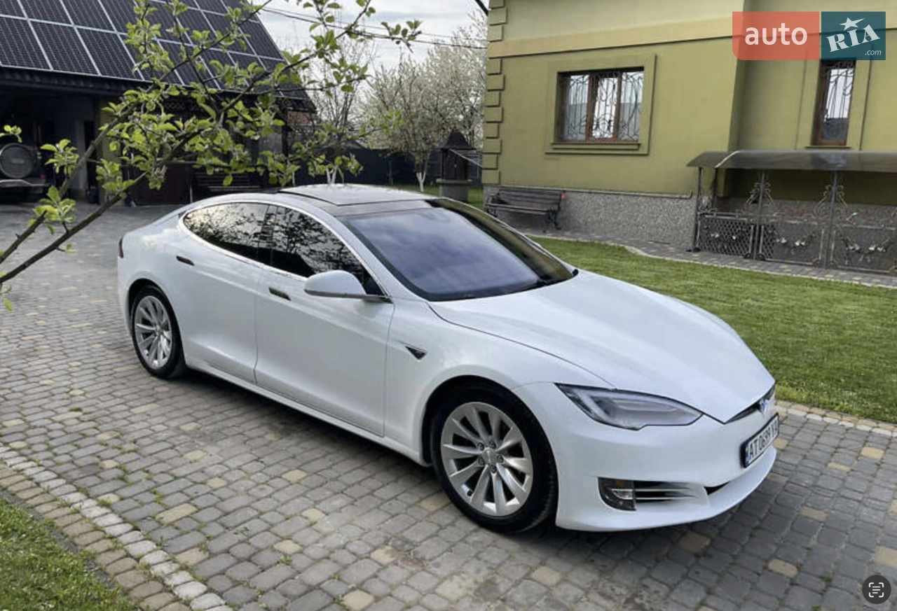 2015 Tesla Model S - мініатюра 17