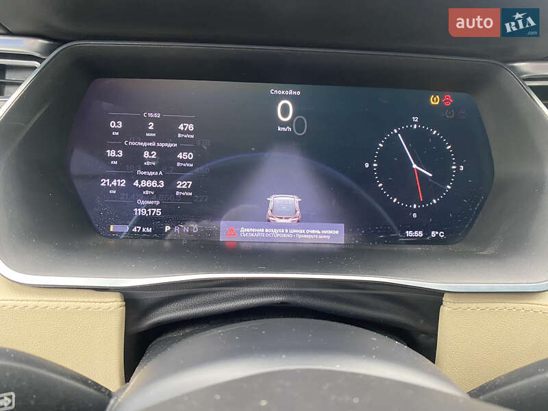 Лифтбек Tesla Model S 2015 в Киеве