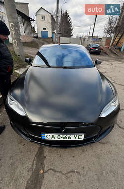 Ліфтбек Tesla Model S 2013 в Черкасах