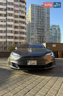 Ліфтбек Tesla Model S 2017 в Одесі фото 8 Ліфтбек Tesla Model S 2017 в Одесі